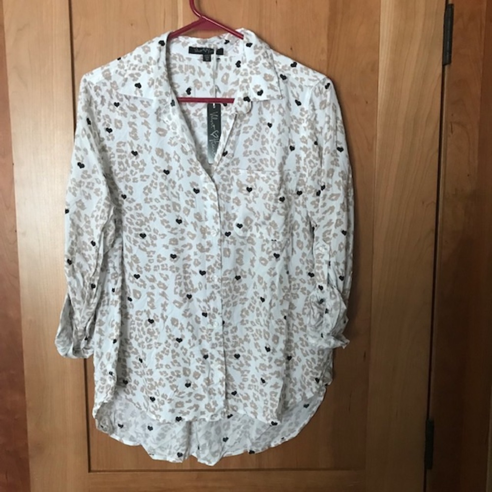NWT white nude cheetah print 3/4 sleeve blouse top medium